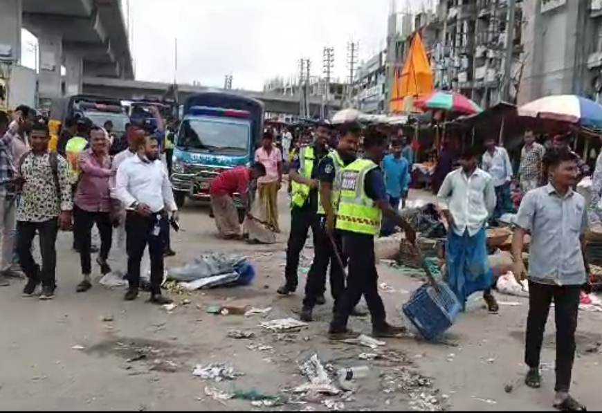 রূপগঞ্জে ঢাকা-সিলেট মহাসড়কের ৫ শতাধিক অবৈধ দোকানপাট উচ্ছেদ