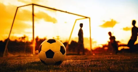 ফুটবল ফাটানোয় ৪৫ শিক্ষার্থীকে ২ দিন অনাহারে রাখল স্কুল