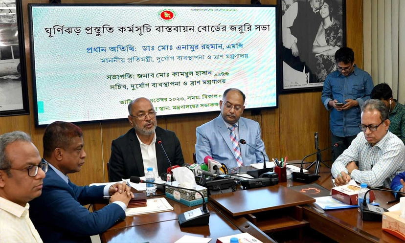 ১১ জেলায় আঘাত হানতে পারে ঘূর্ণিঝড় ‘মিধিলি’ : দুর্যোগ প্রতিমন্ত্রী