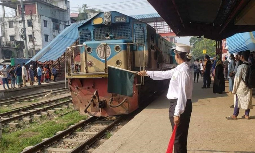 ১ ডিসেম্বরে চালু হচ্ছে ‘কক্সবাজার এক্সপ্রেস’