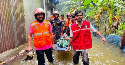 লক্ষ্মীপুরে বন্যার পানি আরও বেড়েছে, ২০ হাজার গ্রাহক বিদ্যুৎহীন