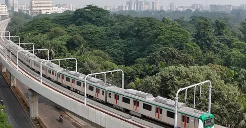 ১১ ঘণ্টা পর উত্তরা থেকে মতিঝিলে মেট্রোরেল চলাচল শুরু