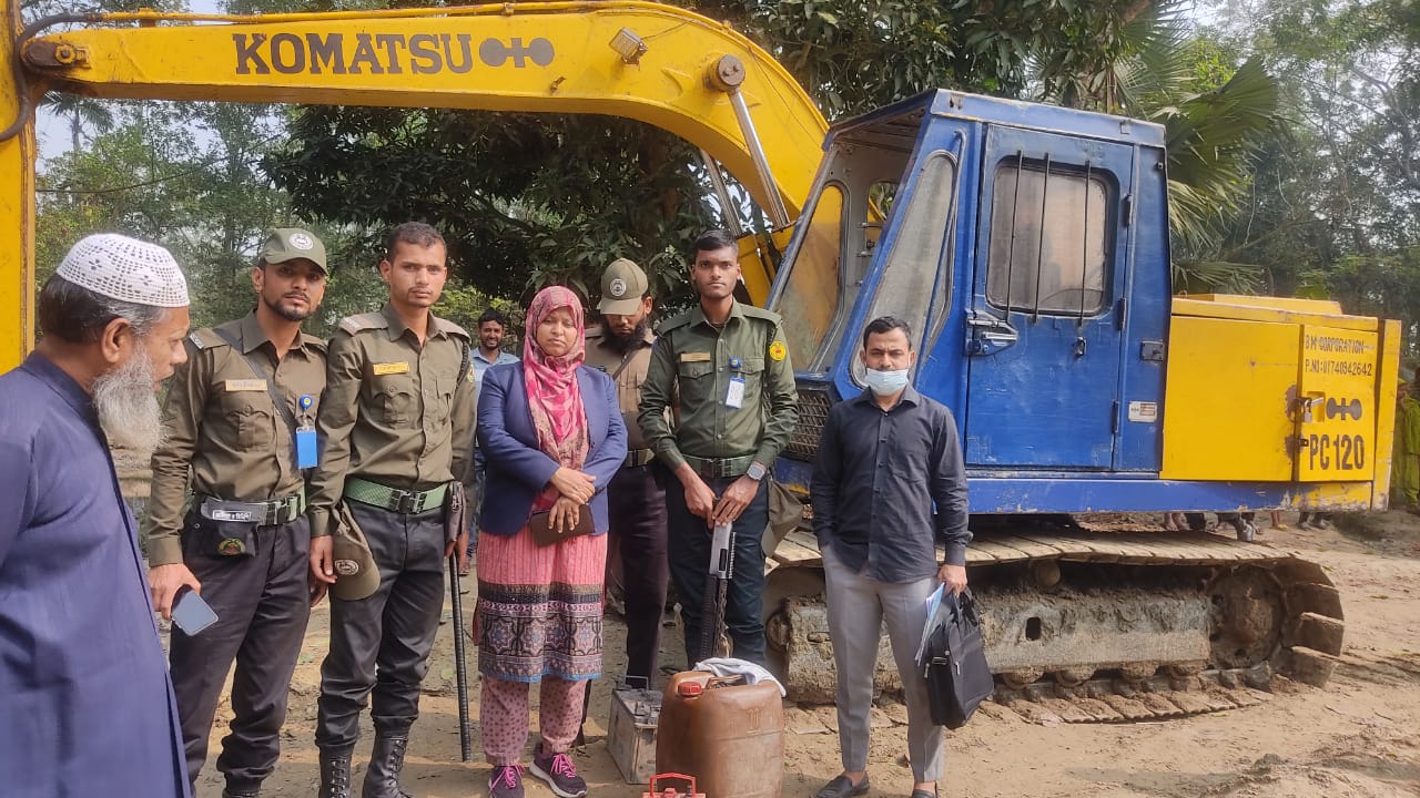 কুমিল্লার চান্দিনায় ভ্রাম্যমান আদালতের অভিযানে জরিমানা