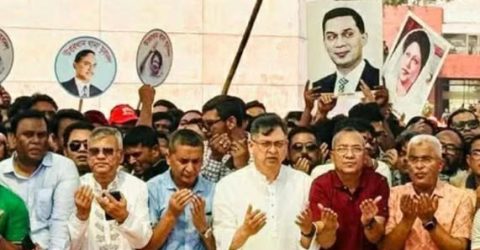 যুবদলের ৪৭তম প্রতিষ্ঠাবার্ষিকীতে জিয়াউর রহমানের মাজারে শ্রদ্ধা ও দোয়া মাহফিল: